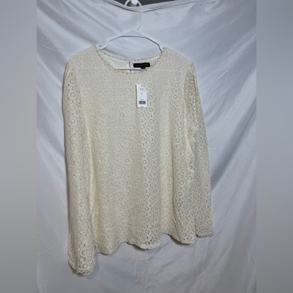 Banana Republic Cream Lace Blouse - Picture 1 of 5